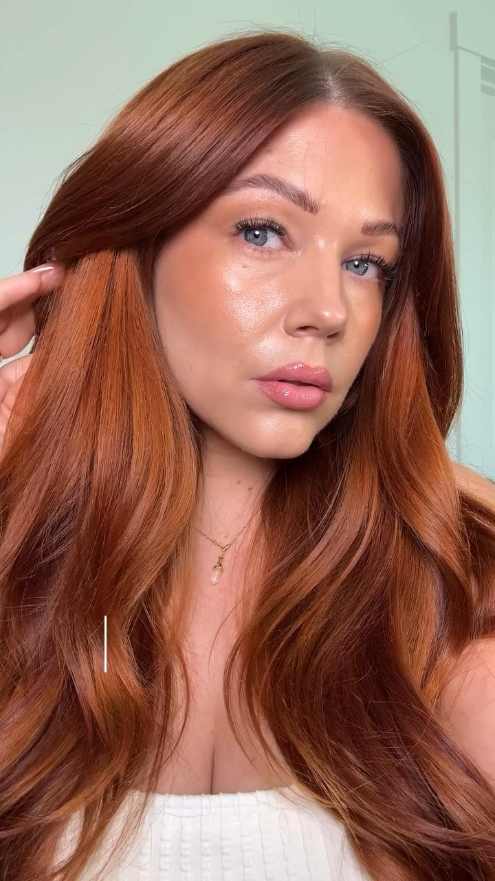 POV: you did a full face for the pool and it actually 
survived 😭💋

The Makeup Edit: Pool Day — full product breakdown 👇

🤍 Vitamasque Milky Glaze
🤍 Maybelline Grippy Serum Primer
🤍 Missha SPF BB Cream
🤍 McoBeauty Blush & Go Warm Terracotta
🤍 Versed serum concealer 
🤍 Saie Slip Tint Pressed Powder
🤍 Saie Super Suede Baked Bronzer
🤍 L’Oréal 3 Second Setting Mist
🤍 CoverGirl Lip Stain
🤍 Summer Fridays Lip Butter Balm

all linked on my LTK 🔗 (link in bio)

tell me your go-to waterproof product 👇 I need to know

@vitamasques @maybelline @missha_us @mcobeauty_us @versed @saiebeauty @lorealparis @covergirl @summerfridays 

#themakeupedit #poolmakeup #waterproofmakeup #grwm
#makeuproutine summermakeup drugstoremakeup
affordablemakeup makeupthatworks beautytiktok
makeupedit summerbeauty poolday sweatproofmakeup