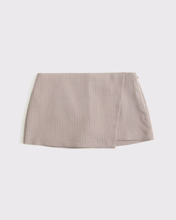 The A&F Scarlett Low Rise Micro Wrap Mini Skort | Abercrombie & Fitch (US)
