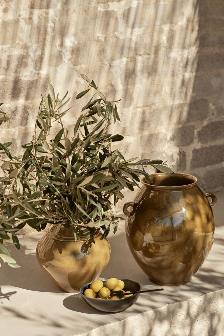 Stoneware Vase
							
							$17.99 | H&M (US + CA)