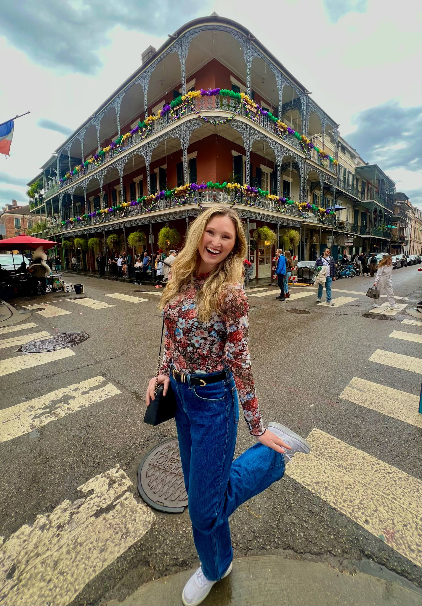 Nola winter outfit, New Orleans comfortable travel outfit, tall girl friendly affordable jeans, mesh winter floral top, white comfortable travel shoes, black belt 

#LTKSeasonal #LTKTravel #LTKFindsUnder50