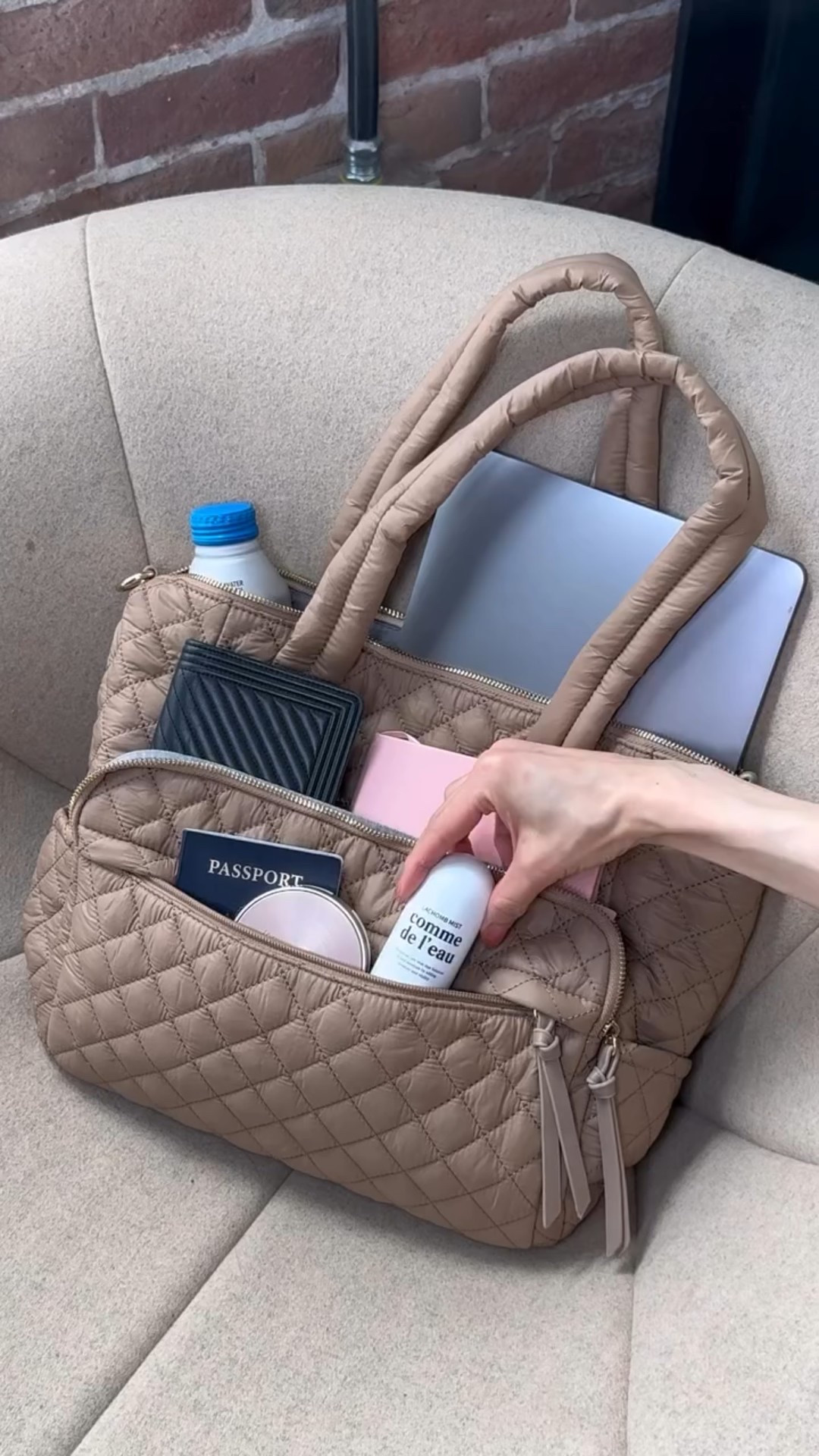 A girl can never have too many bags, right? 
If you’re like me… raise your hand 🙋🏻‍♀️

Thank you❤️ @urbanexpression for these gorgeous totes — effortless, cute, and practical with all the right compartments for my daily essentials. 💄📕💳

I picked beige & burgundy… which one’s your fave? 
Comment below 👇

🛍️ You can shop them directly from my LTK page — link’s in bio.

📩 Brands — if you’re looking for clean, elevated UGC & creator collabs, my inbox is open. Let’s create ✨ 
DM or email at Renee.Y.Ro@gmail.com 

#urbanexpressions #ugccreator #quiltedbag #totebag #everydaybag
