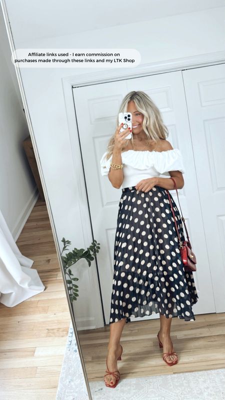 Dot pleated skirt outfit 
