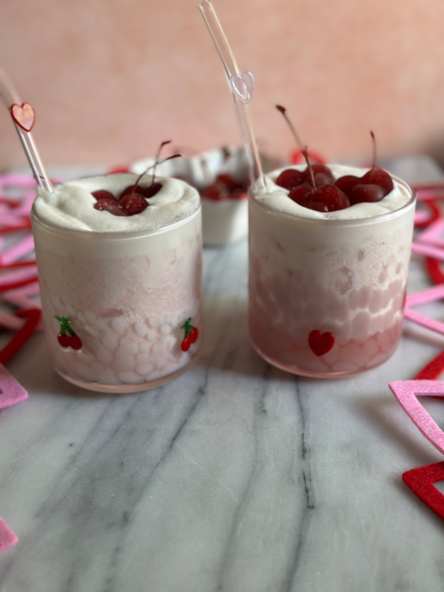 Shirley temple dirty soda

#LTKHome #LTKSeasonal #LTKfoodie