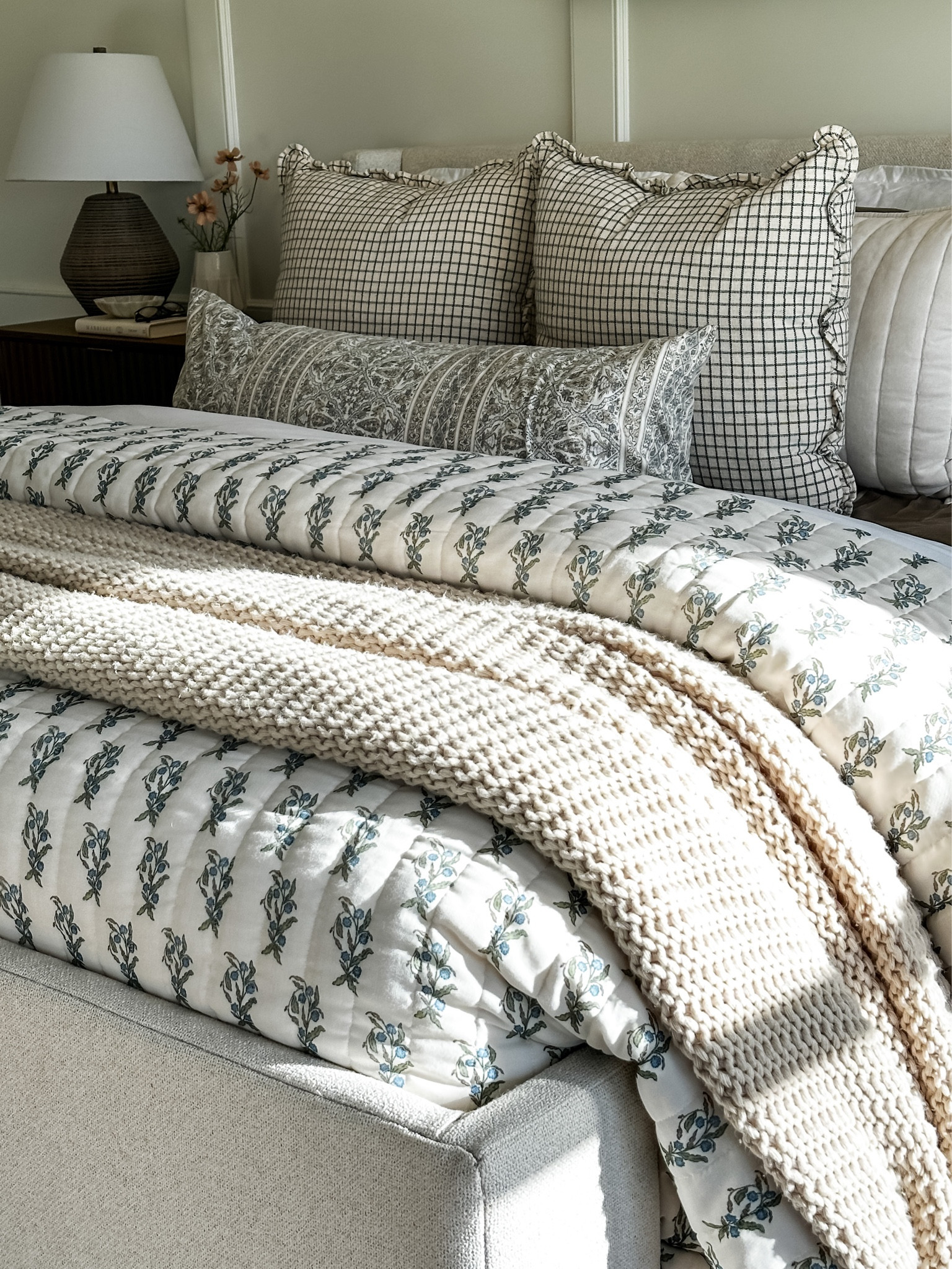 Absolutely loving this fall bedding refresh! Bedding is one of the easiest ways to transform the feel of your bedroom. I’ve linked everything below! The quilt is laying in top of the duvet so that’s what’s making it look so full!

#LTKGiftGuide #LTKSeasonal #LTKhome