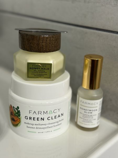 My top 3 Farmacy skin care products! 
Green clean Makeup removing cleansing balm 
Honeymoon glow AHA serum 
Honey halo ultra hydrating moisturizer 


#LTKsalealert #LTKbeauty