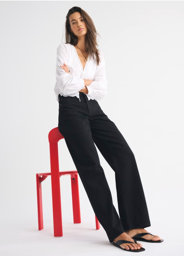 “Sleek and versatile 🖤 these black jeans are a wardrobe essential that go with everything. Dress them up or keep it casual for effortless style. #BlackJeans #LTKStyle #WardrobeStaple #EffortlessChic 

 #LTKgiftguide #LTKjeans #LTKFashionMonth