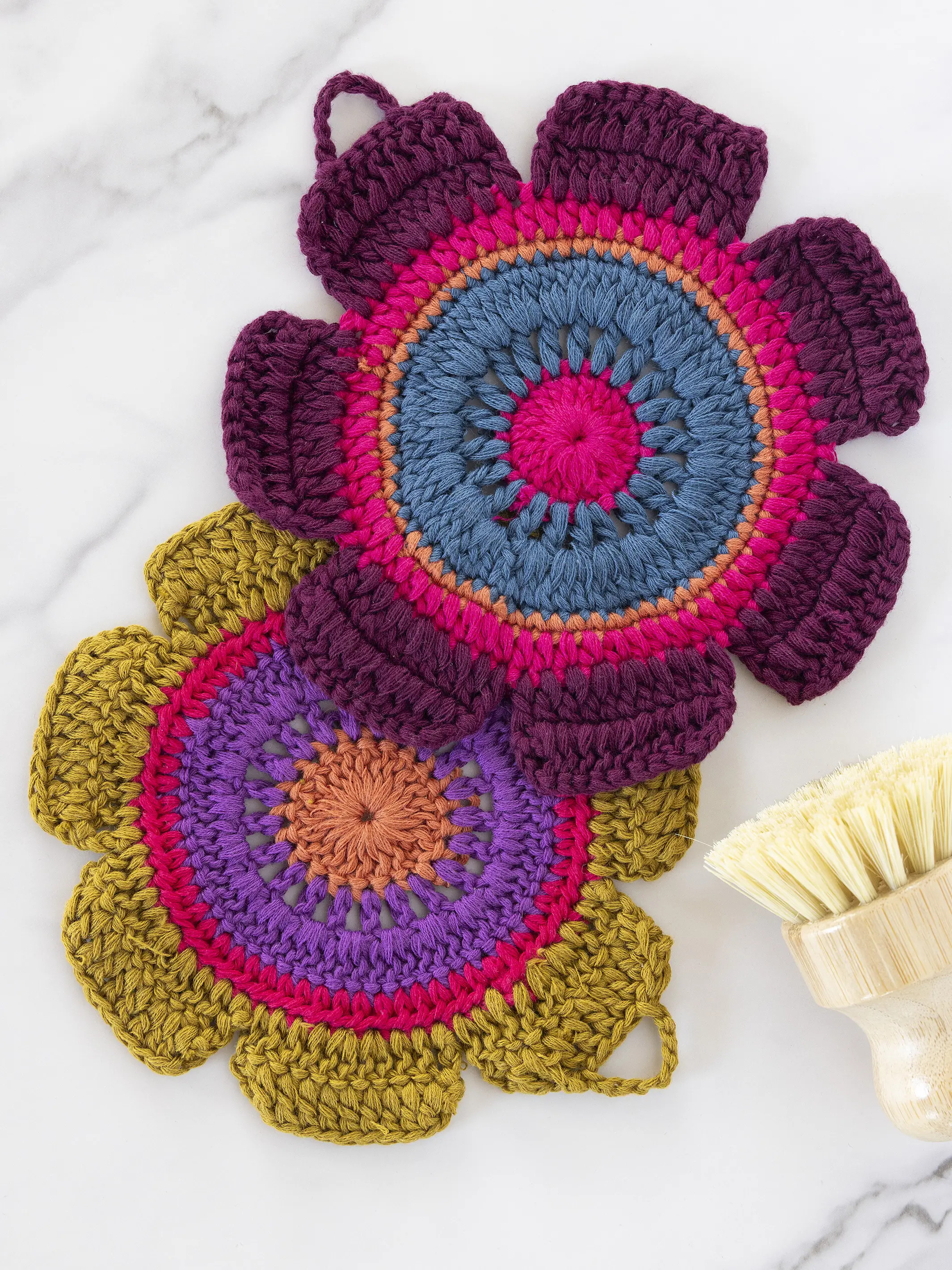 Daisy Crochet Dishcloths, Set of 2 - Rainbow | Natural Life