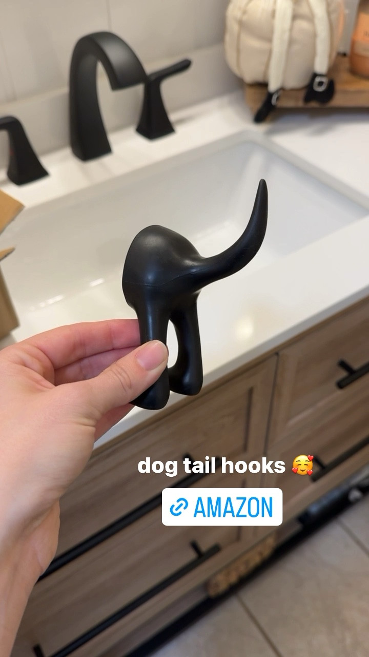 Dog tail hooks! Such a cute  Amazon find 

#LTKhome