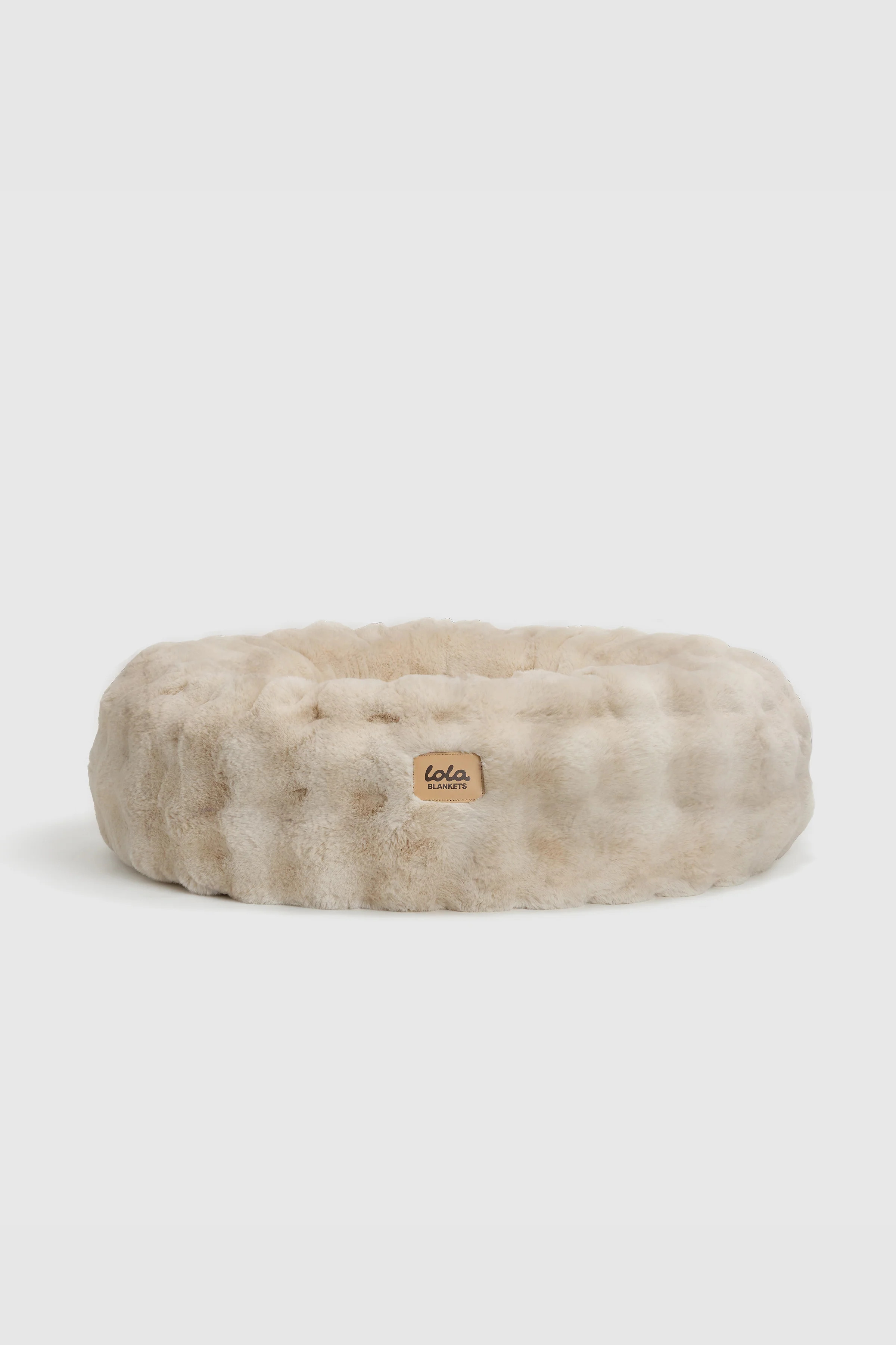 The Lola Bubble Pet Bed | Cappuccino | Lola Blankets