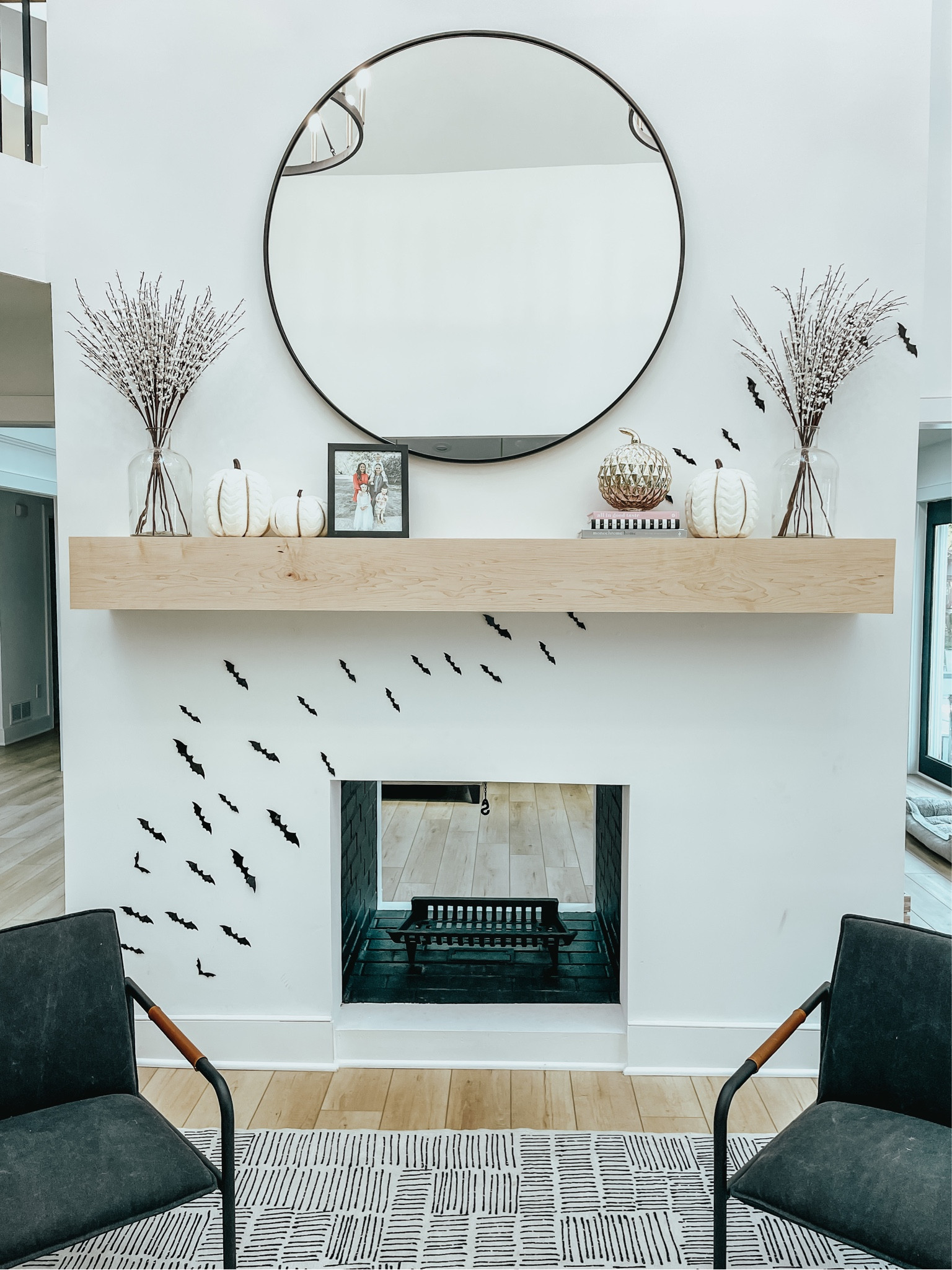 Halloween decor
Bats
Accent chair
Amazon home
Round mirror
Faux flowers 
Modern decor 
#ltkhalloweeb

#LTKSeasonal #LTKunder50 #LTKHalloween