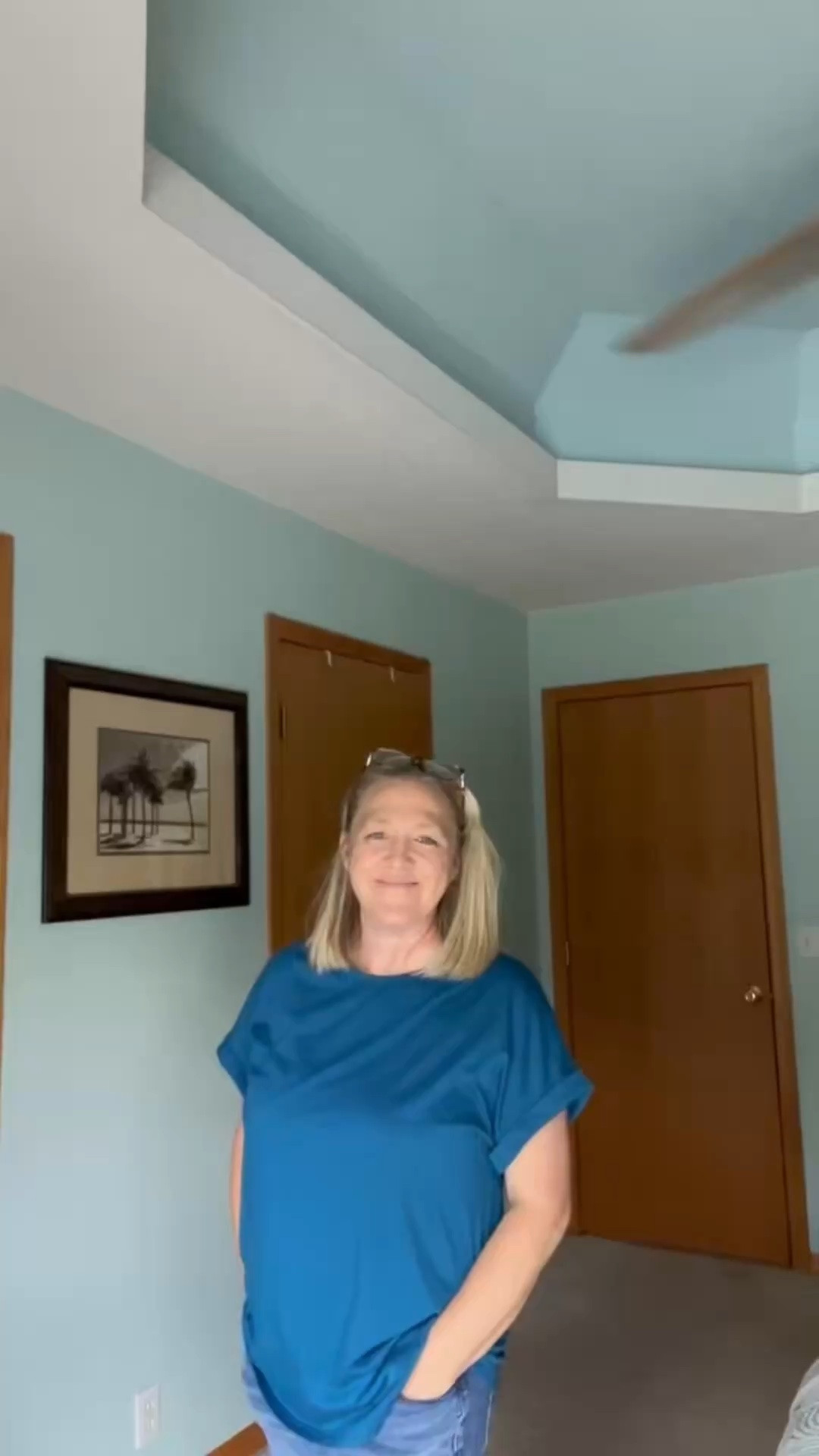 Love the colors on this one! Lightweight, flattering, and easy to throw on when you want to look put together without trying too hard. 💙

#LTKdayinmylife #LTKmomlife #LTKOver40