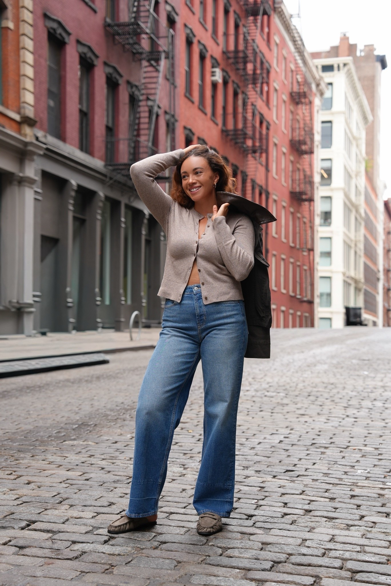 How to style a cardigan for an easy fall outfit in New York

#LTKootd #LTKSeasonal