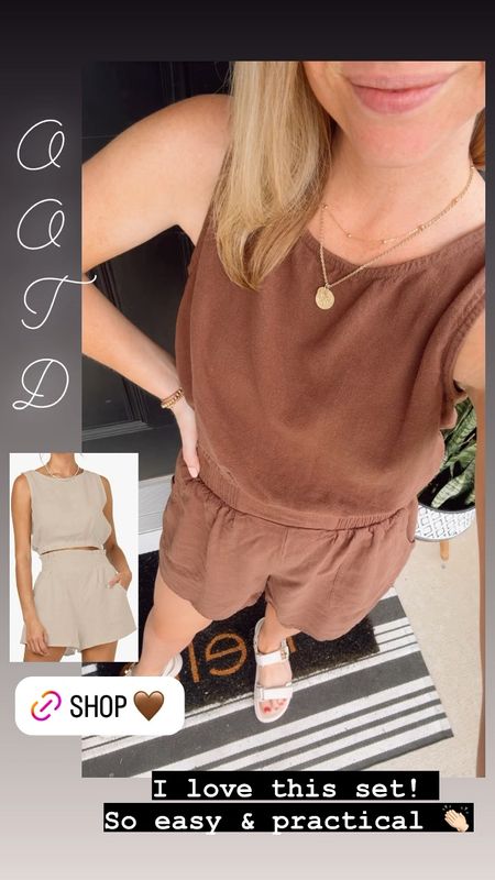 OOTD 🤎 this one is so easy and practical! 

Two piece set 
Shorts with pockets 
Elastic pull on waist 
Linen blend material
I sized up 1 to the M
Elastic band at bottom of top
Single button back at the neck 

Summer outfit idea 
Shorts set 