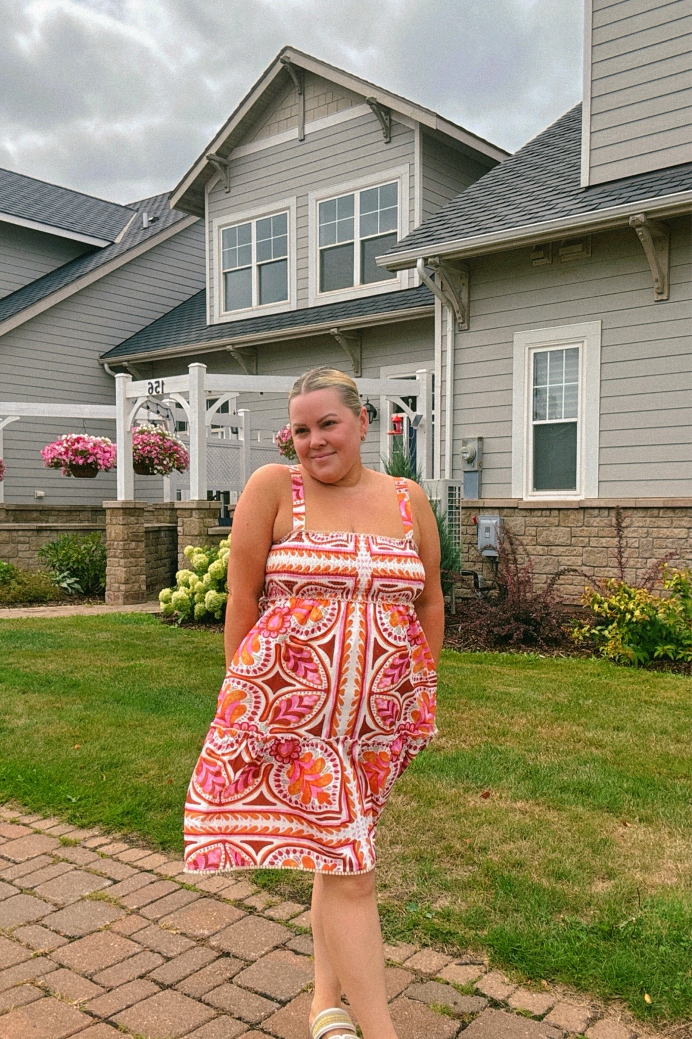 Wearing size large @Avara #gifted

#LTKdresses #LTKsummer