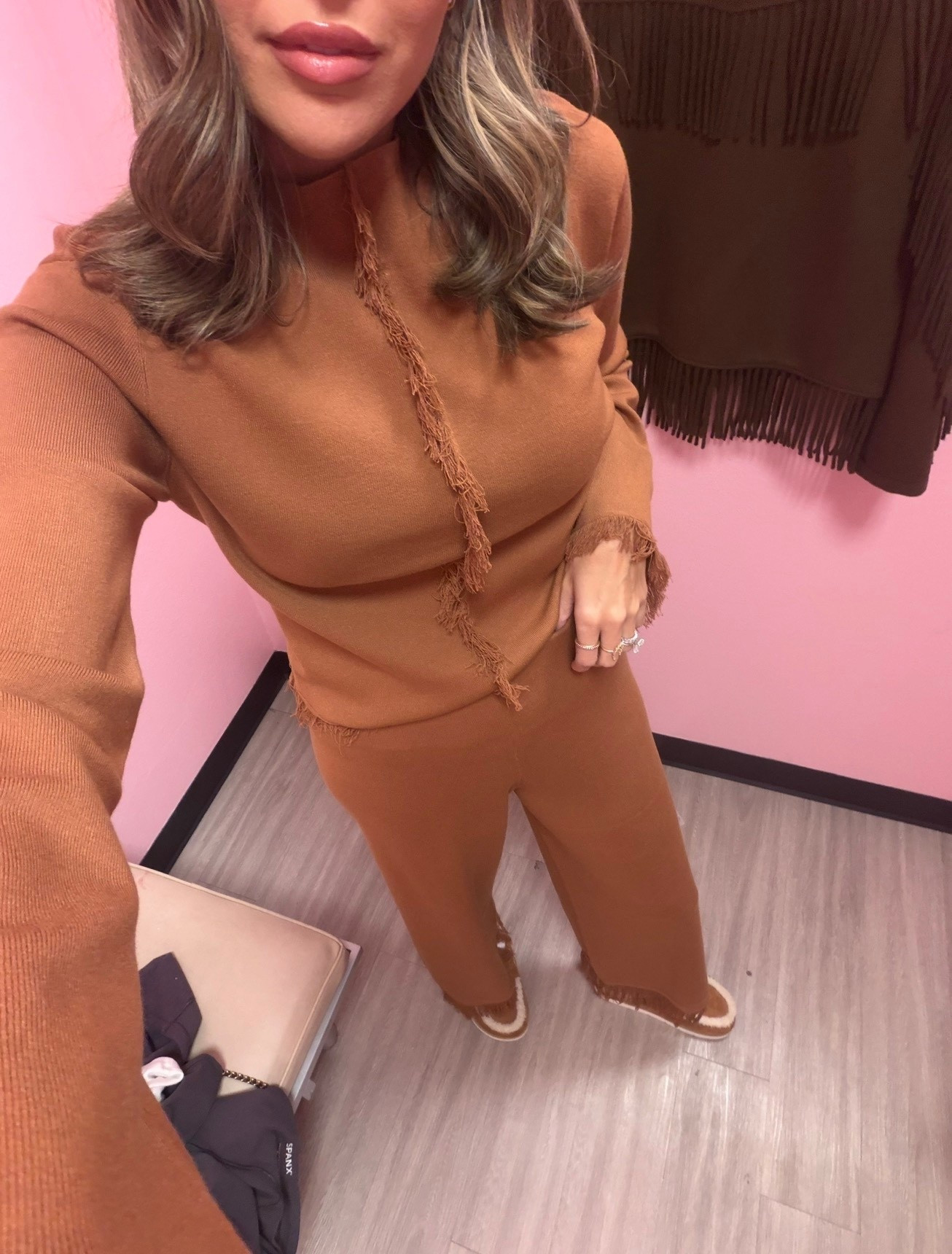 This cozy fringe set is now on sale!!!

I’m in a small in both!

#LTKootd