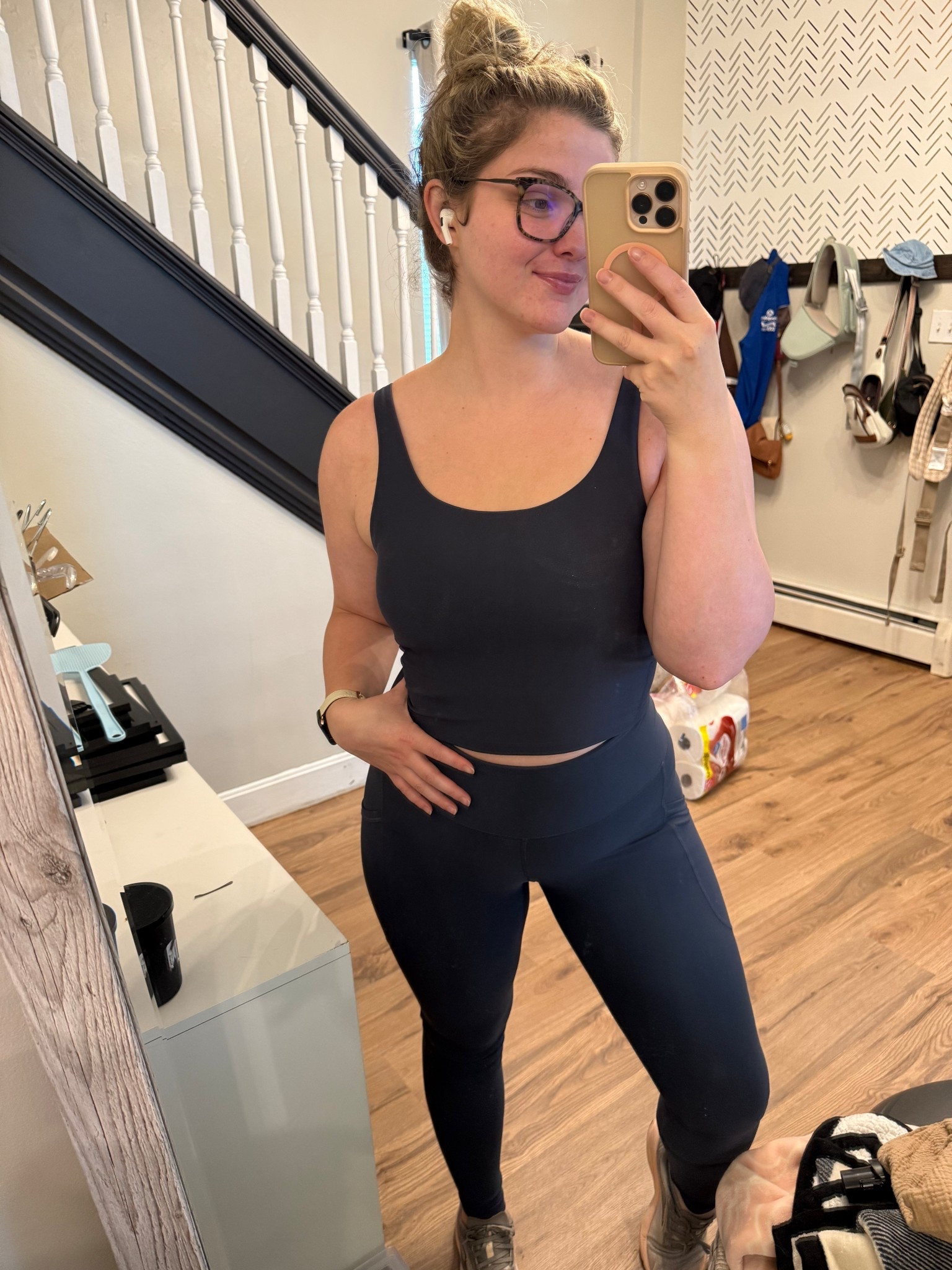 Old navy really has the comfiest workout selection! And yes, these have pockets!! Wearing a large top and medium pants  

#LTKFindsUnder50 #LTKMidsize #LTKActive