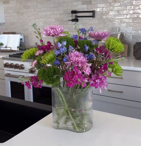 Flower Vase! #kathleenpost #floralarrangement #vase #kitchen

#LTKSeasonal #LTKhome