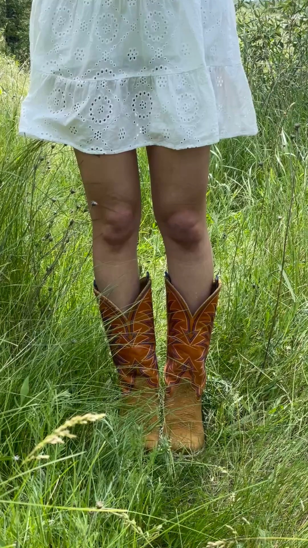 HYER Boots code “MEGSREN” to save on your order!
“Rose Hill” in bronze/tangerine

#LTKgrwm #LTKdayinmylife #LTKootd