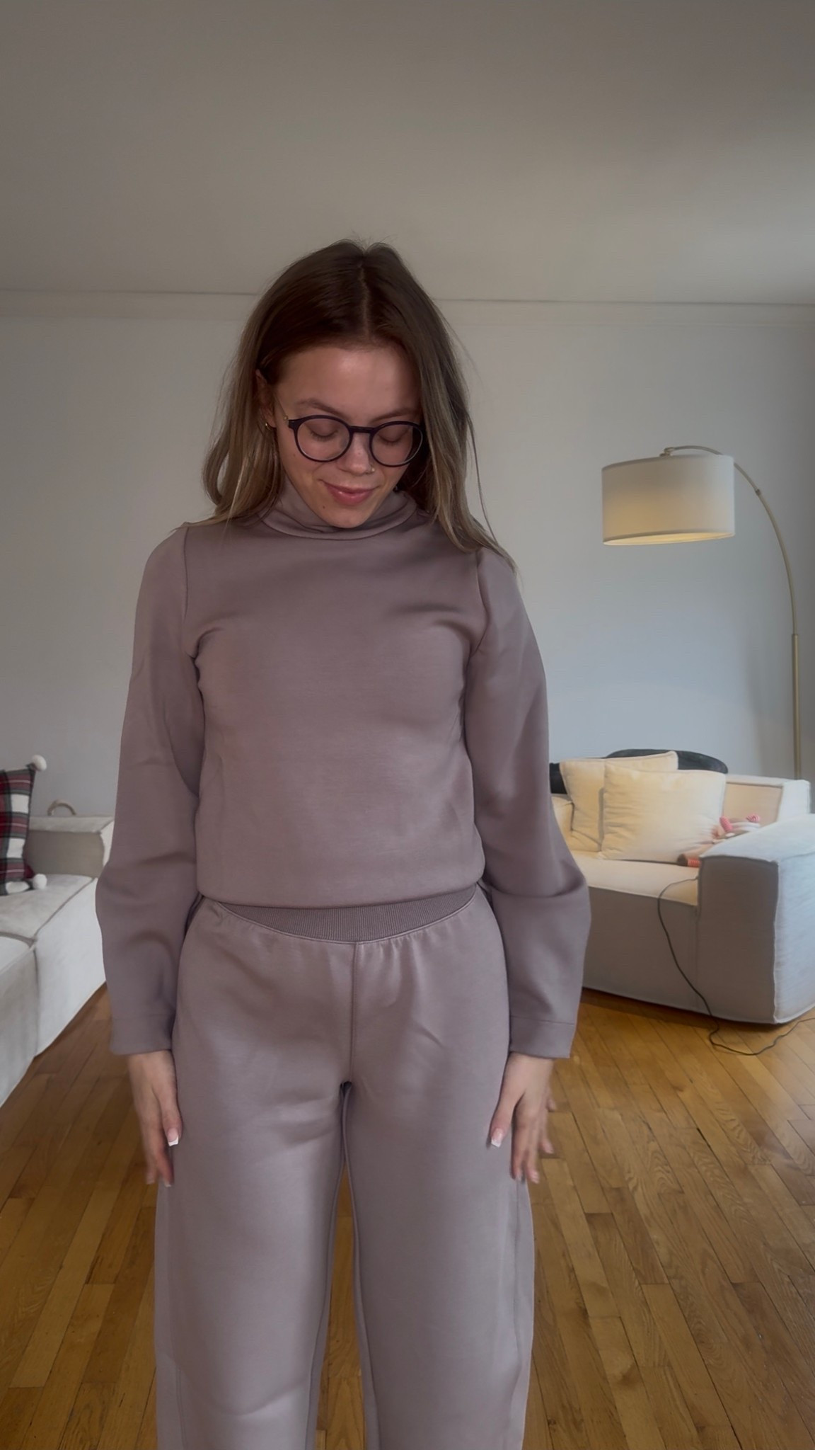 EEEK new Spanx Air Essentials set! Wearing a small in the barrel leg pants and an xs in the turtle neck 🫶🏻 code MYRANDAXSPANX for 15% off + free shipping on new orders!!! @Spanx #Spanxpartner

#LTKwinter #LTKcanada #LTKgiftguide