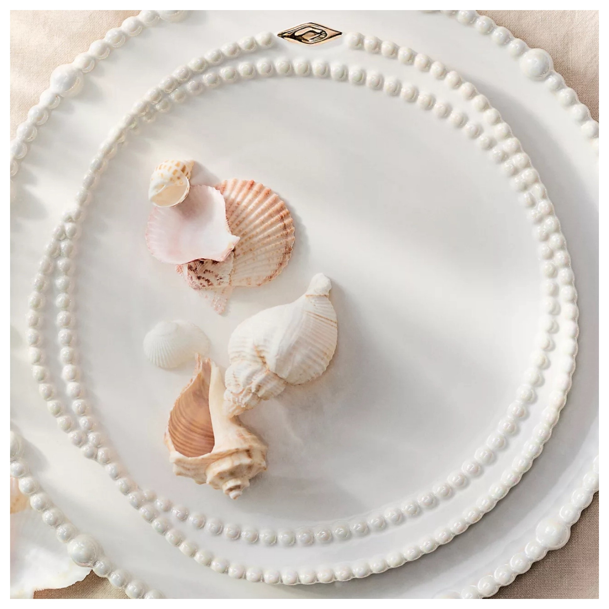 Give me all the White Dishes.

#LTKSeasonal #LTKHoliday