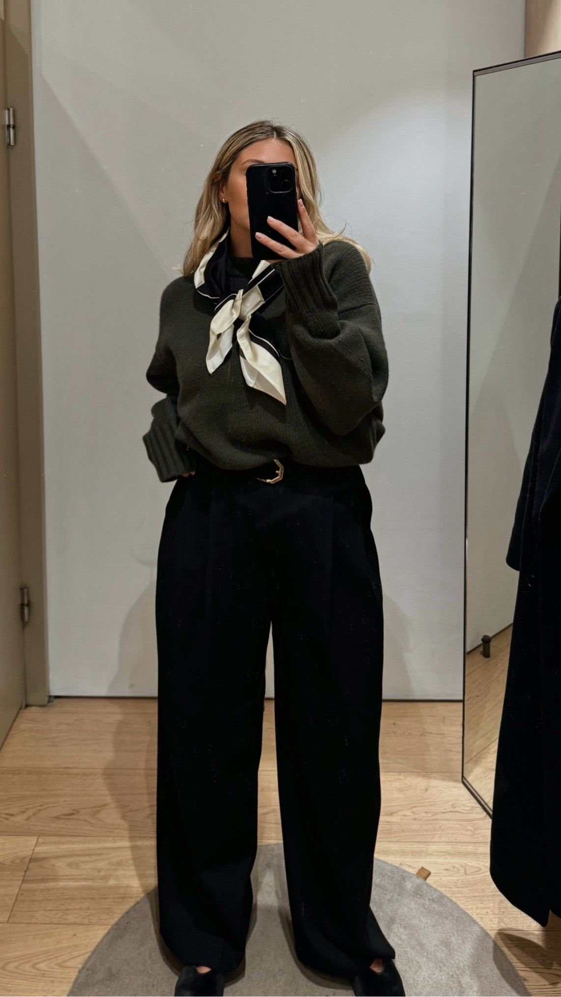 Autumn styling 💼 

Green jumper / Cashmere / AW Style / Tailoring / Oversized Tailoring 

#LTKstyletip #LTKworkwear #LTKSeasonal