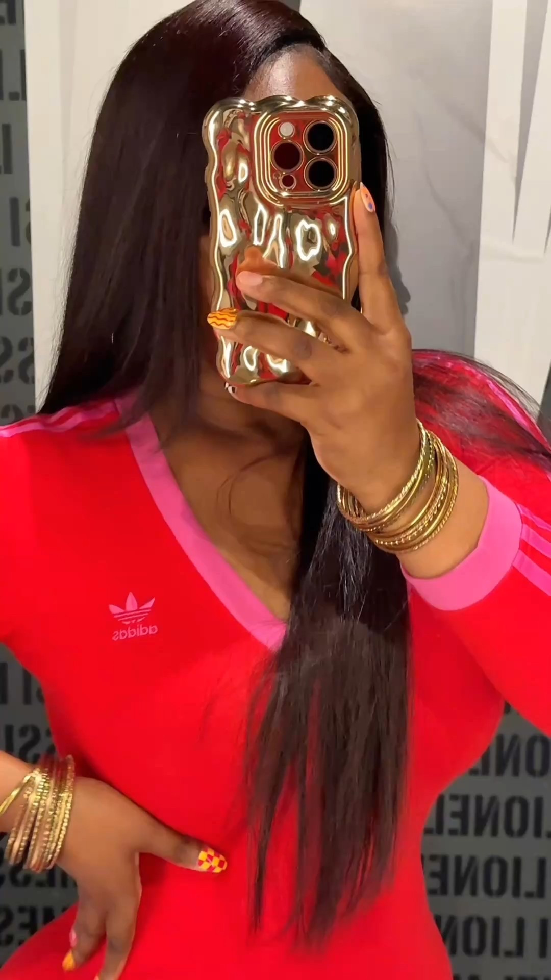 Red & Pink @adidas finds 🎀✨ 
Yes please 🔥

#LTKActive #LTKFindsUnder100 #LTKStyleTip