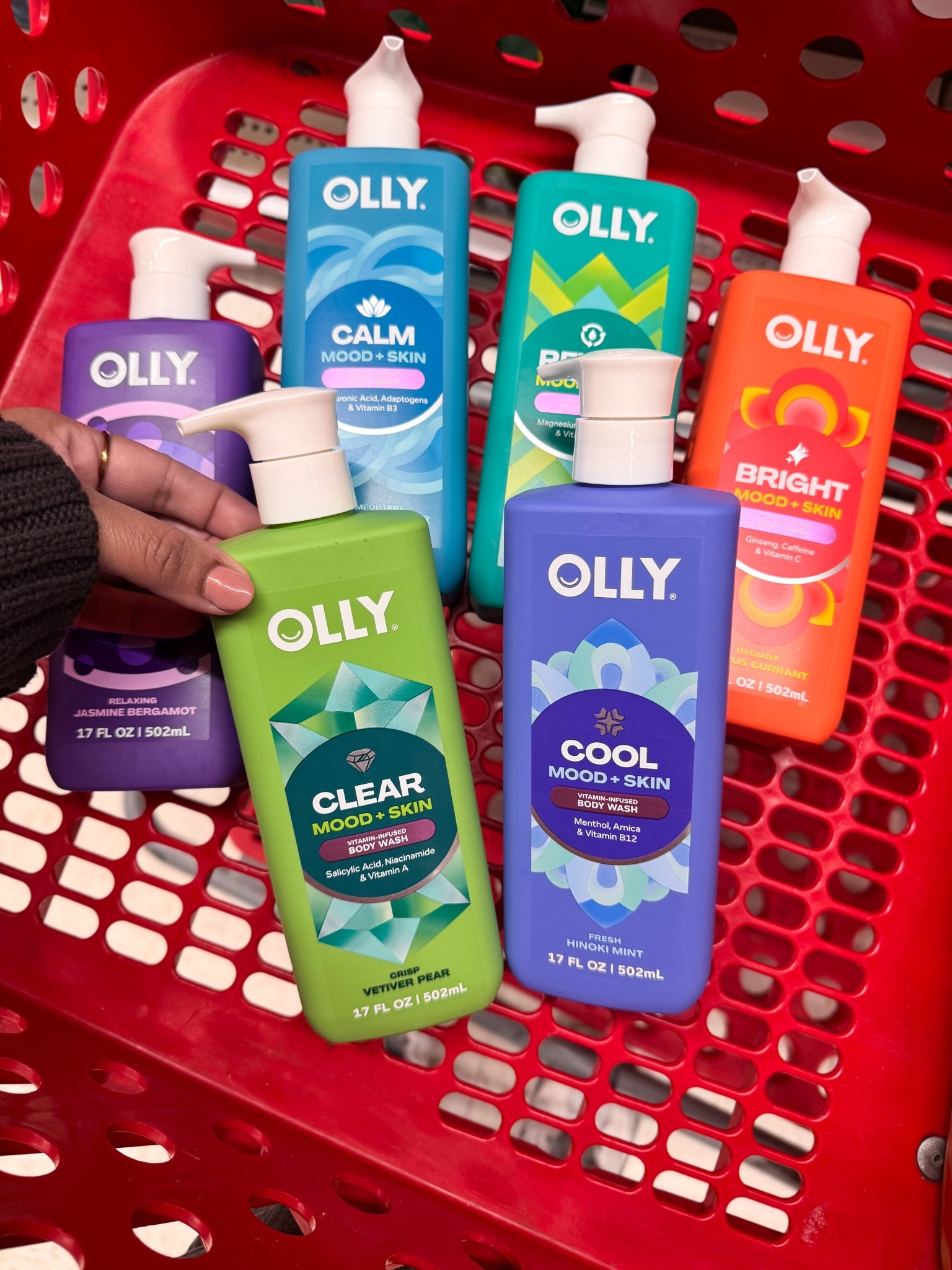#ad New @OLLYwellness body wash scents at Target! 

#OLLYpartner # Target 