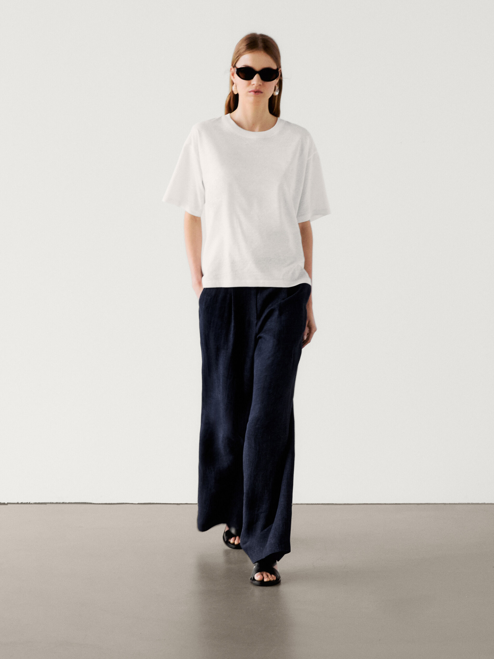 Trousers with buckle detail | Massimo Dutti US