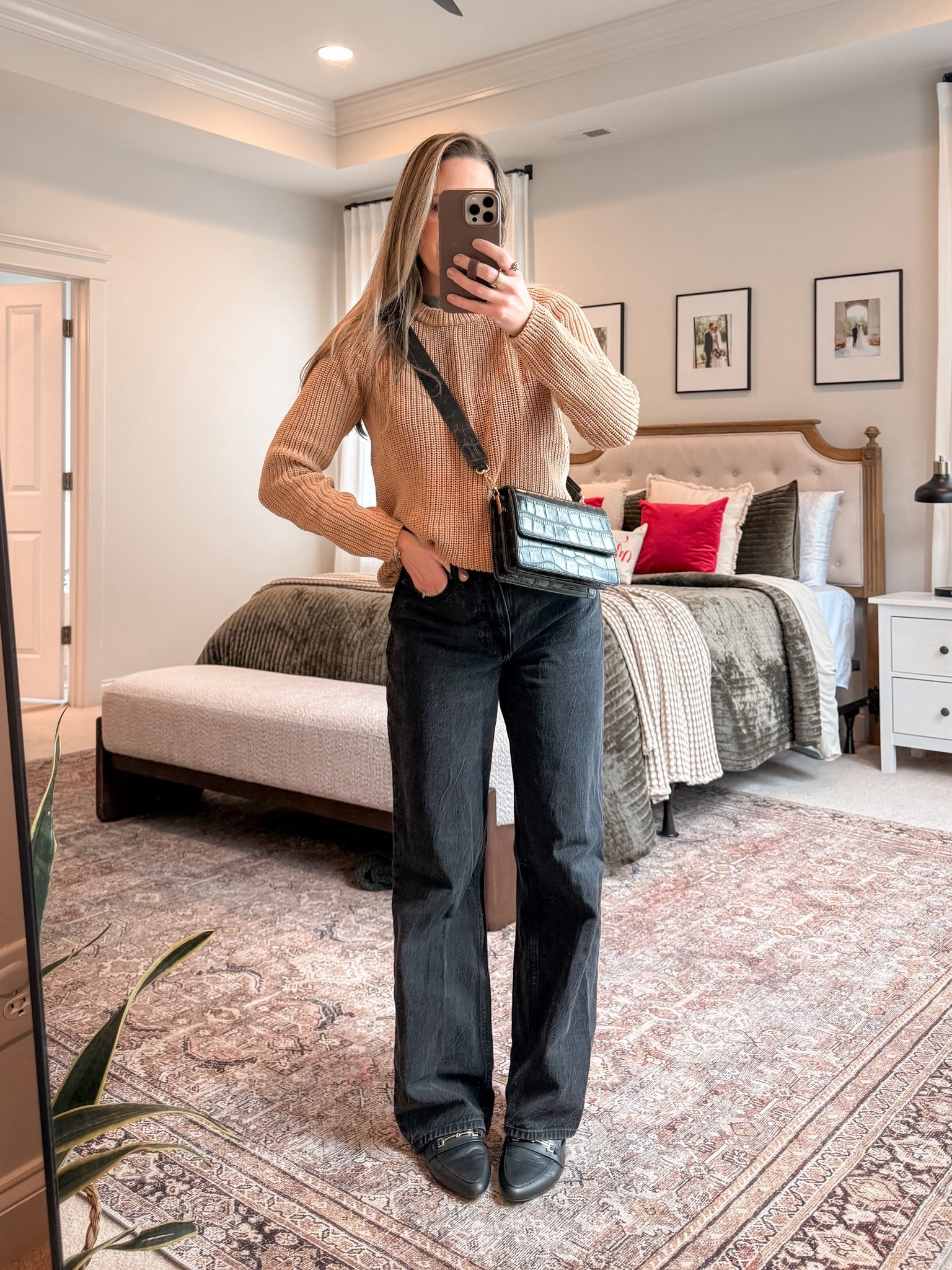 A cozy neutral look for the week ahead 🤎
Wearing my Quince Mongolian cashmere sweater (S) — the perfect mix of soft, structured, and classic — with Abercrombie high-rise loose jeans (25R).
This combo feels elevated but still easy for everyday mom life.

Use my code INFG-25SIMPLYCHICMAMA10 for 10% off your first Quince purchase ✨

#LTKStyle #CapsuleWardrobe #ClassicStyle #QuincePartner #AbercrombieStyle #MomOutfits #QuietLuxury #MinimalStyle #LinenAndLightCo

#LTKmomlife #LTKSeasonal #LTKootd