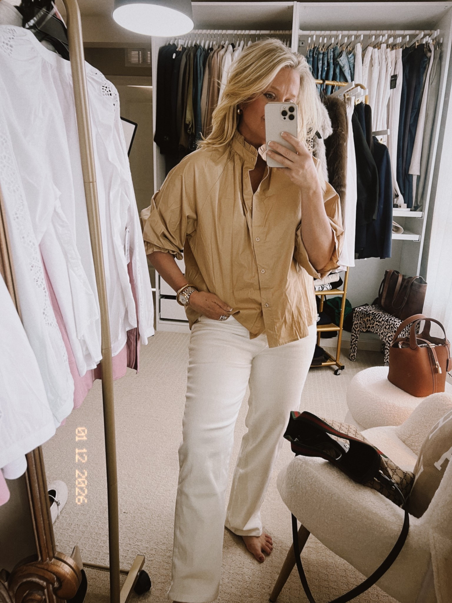  ✨Tap the bell, save and ❤️ for over 40 fashion, midlife style, midsize fashion and luxury looks for less. 

Style habit I'm leaving behind in 2025 is the mindset that I have to spend a lot of money to look expensive or own high-quality clothes. That's simply not the fact here's a tip don't look at the brand look at the material blend and how the outfits the tops and the pants are structured. That's gonna tell you if this is a good piece. There's a lot of brands that are very overpriced right now. You do not need to spend that kind of money and to get that polished look anyhow this is a great outfit, the top is a size large, size down and I'm wearing a size 12 in jeans and TTS.

👑"Helping you look good, feel good!" - Lindsey Denver

Over 40 fashion, over 50 style, midlife style, midsize fashion, Gen X style, body confidence, perimenopause style, mom outfits, over 45 style, over 50


Follow my LTK @Over40andmidlife on the @shop.LTK app to view this post and get my exclusive app-only content!

#liketkit #LTKFindsUnder50 #LTKOver40 #LTKMidsize
@shop.ltk
https://liketk.it/5LDAg