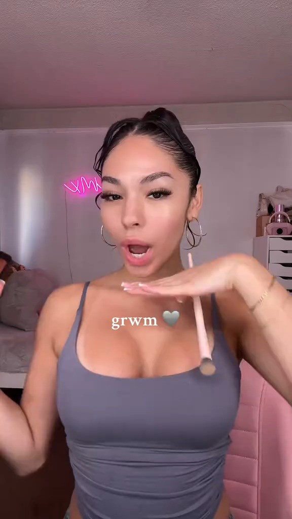   

 #LTKSeasonal #LTKStyleTip #LTKBeauty