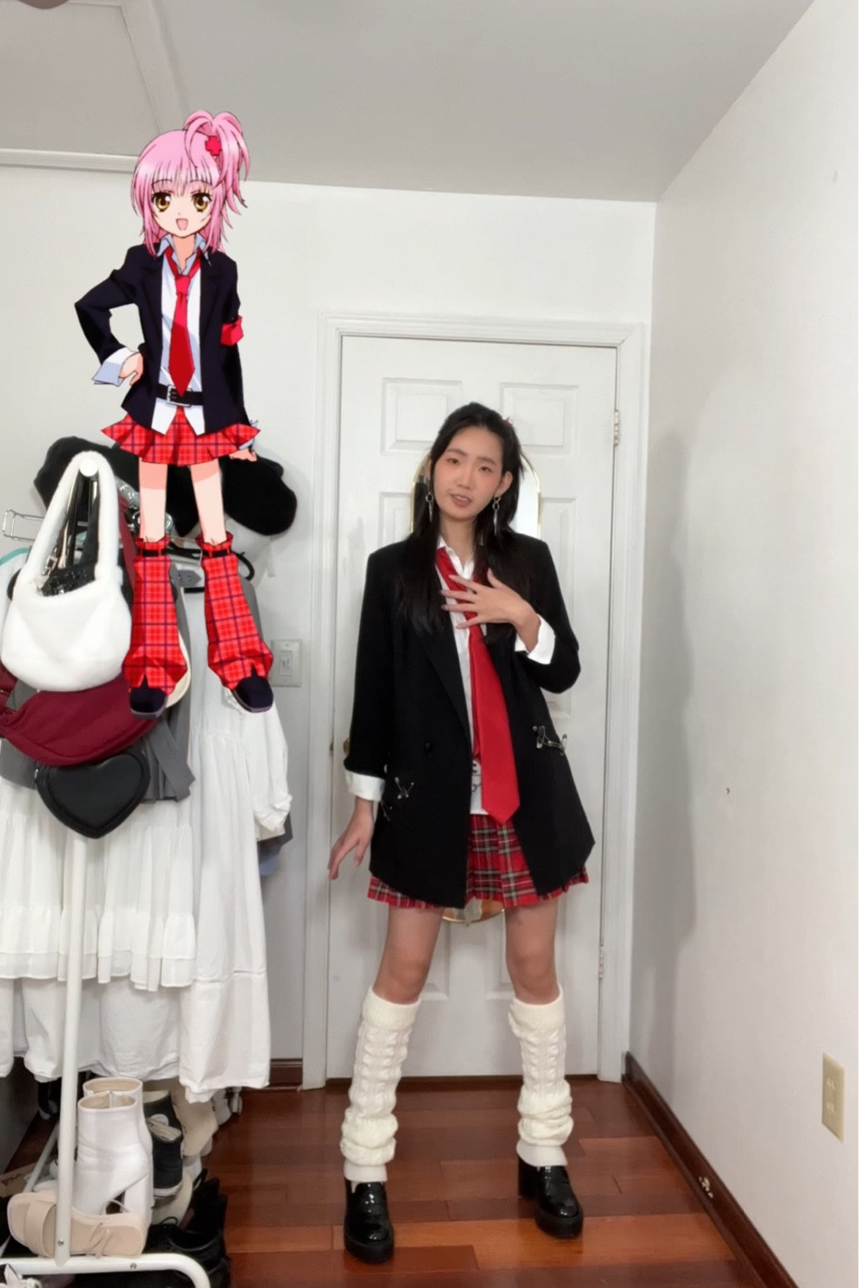 Shirt & Blazer : (similar ones are linked)
Tie & Skirt: Amazon
Leg warmers: YesStyle 
Shoes: Madden Girl