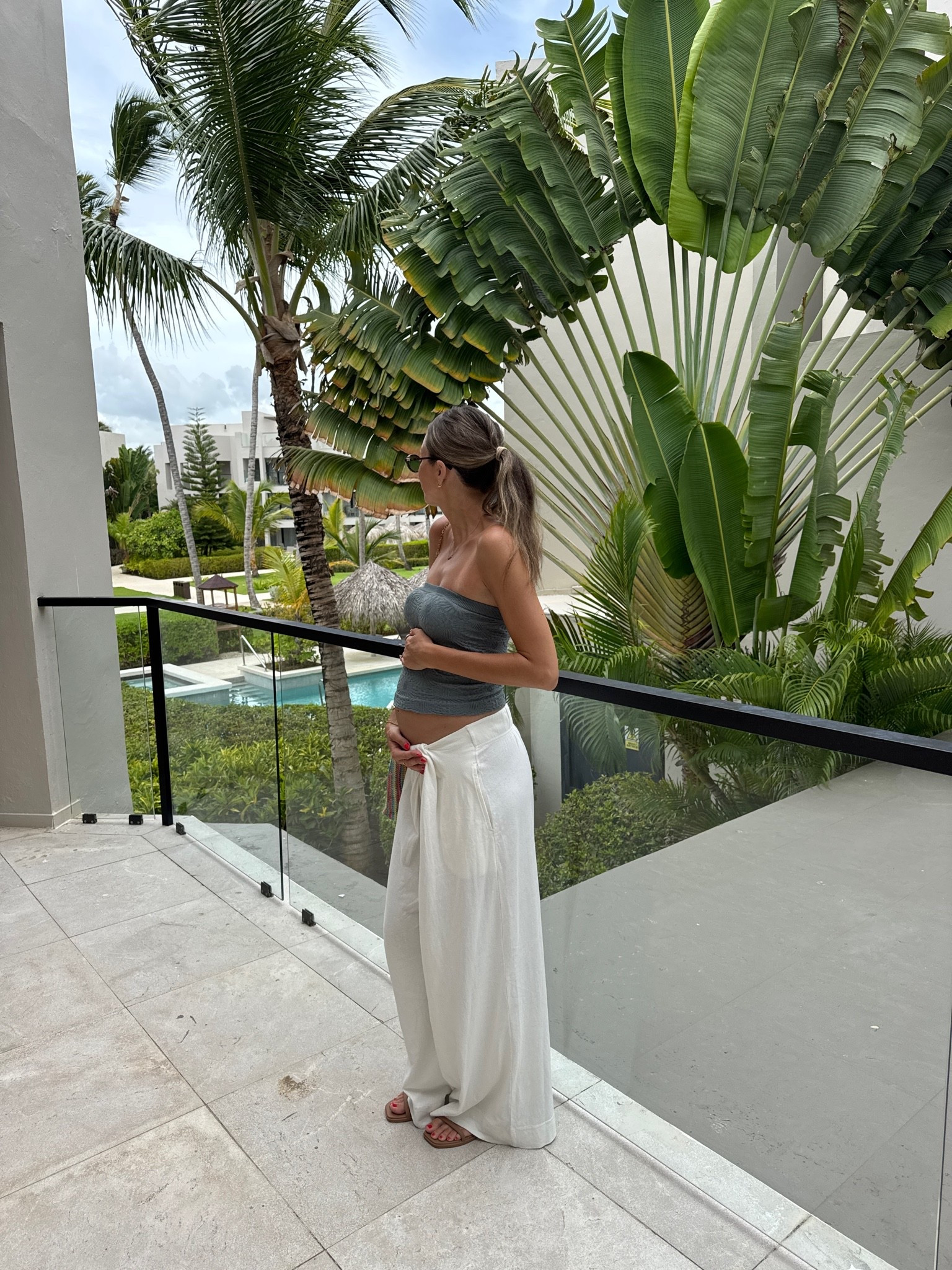 Size small in pants and top

#LTKTall #LTKootd #LTKTravel