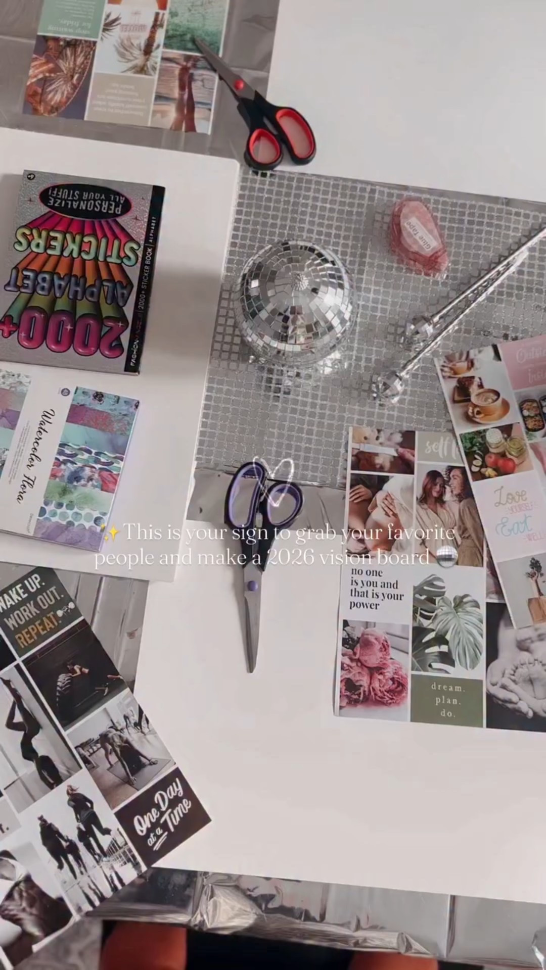 Vision boards + best people = my kind of night ✂️✨
I loved seeing what everyone is manifesting for this next year and beyond — big dreams, little dreams, all of it 🫶🏻
Highly recommend turning a random night into a vision-board party… your future self will thank you 💖

I linked all of the supplies we used on my Amazon storefront!