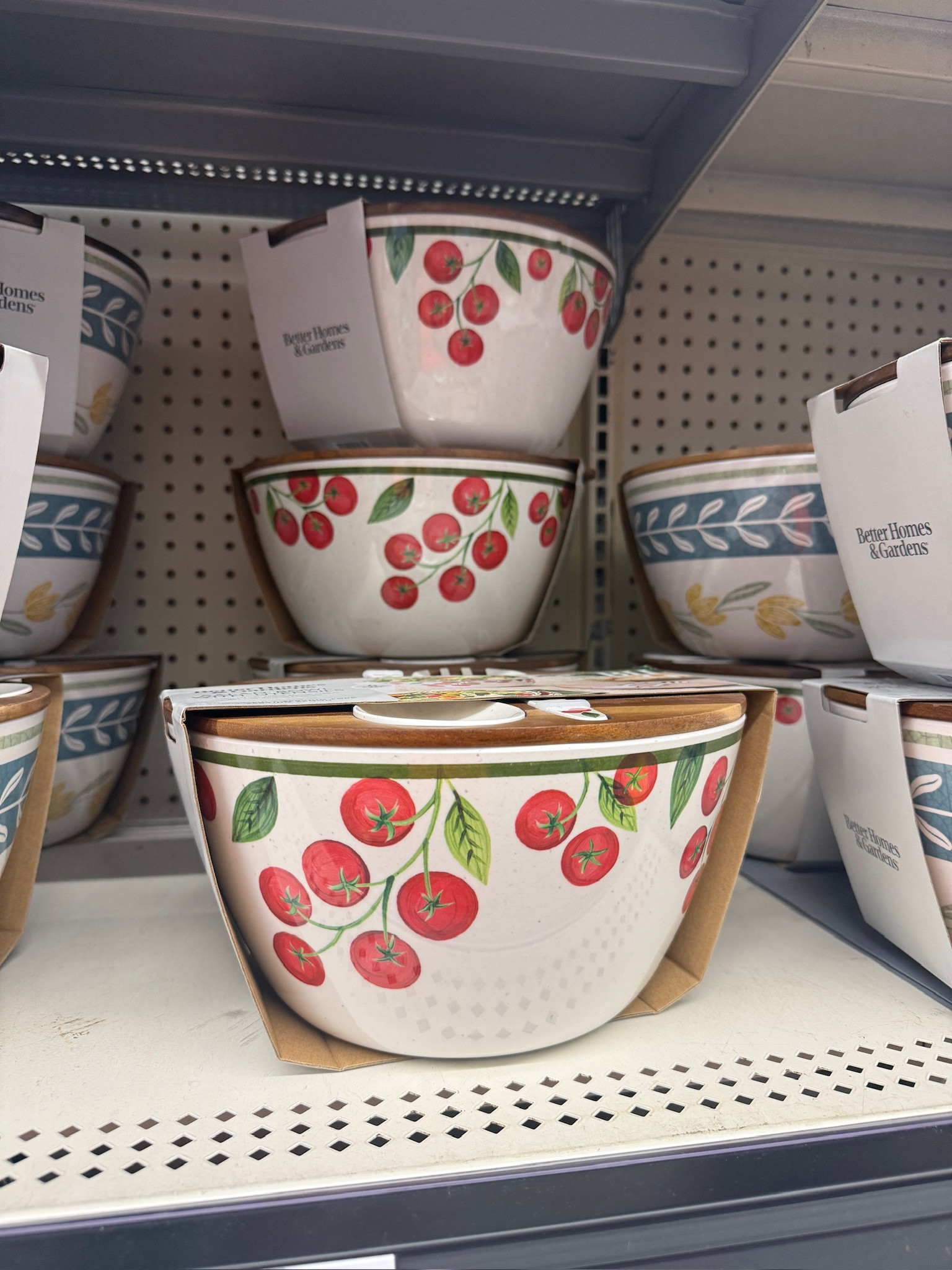 Such a cute print!

Walmart, @Walmart , Walmart finds, home finds, kitchen finds, kitchen bowls, salad bowls, grace white

#LTKHome #LTKSeasonal #LTKfoodie