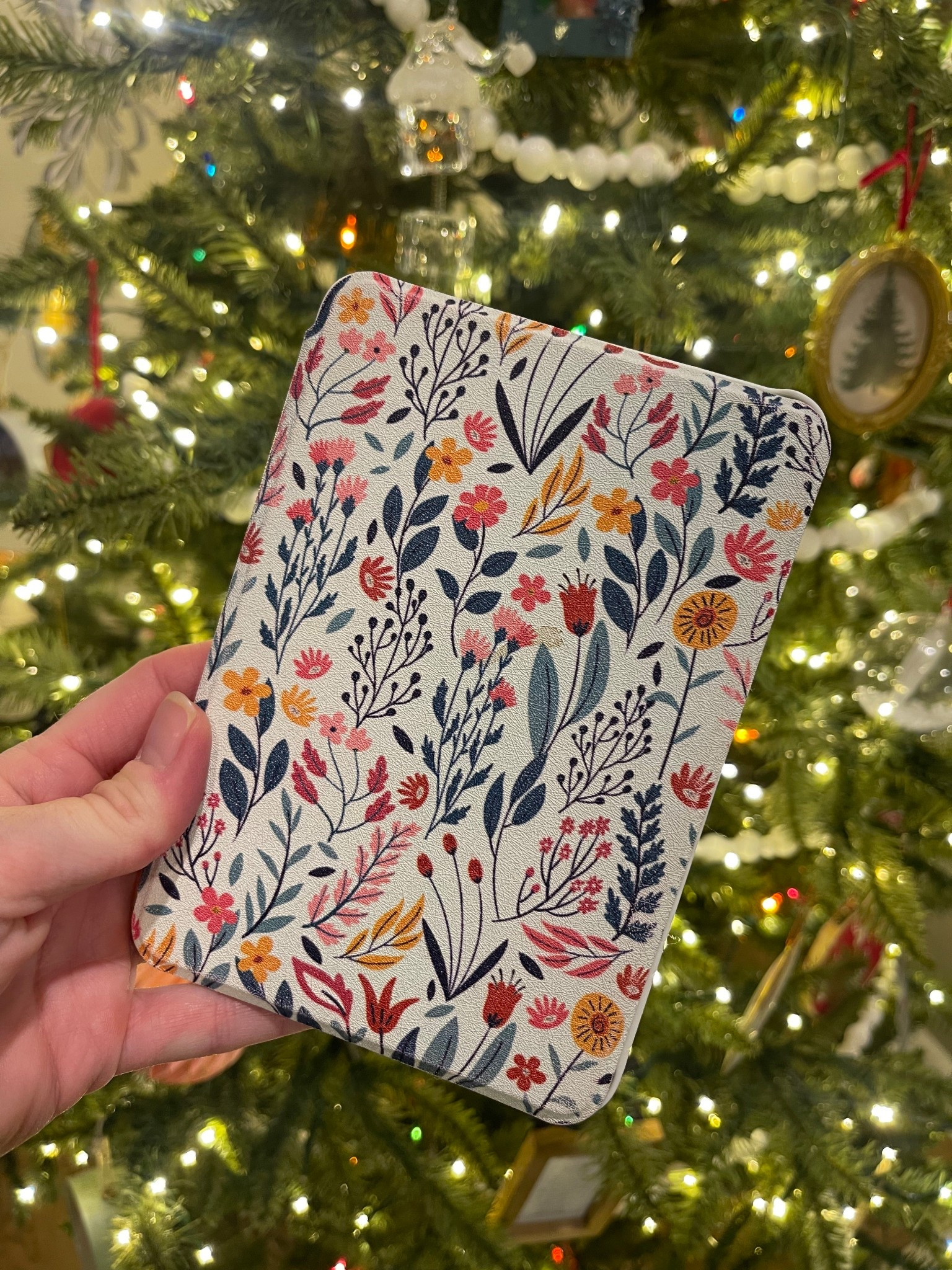 Kindle case for Kindle Paperwhite 6inch 
Great gift idea! 

#LTKFindsUnder100 #LTKFindsUnder50 #LTKGiftGuide