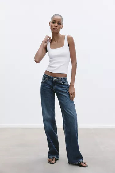 WIDE STRAP VEST TOP

+5

11.99 GBP
 | Zara UK