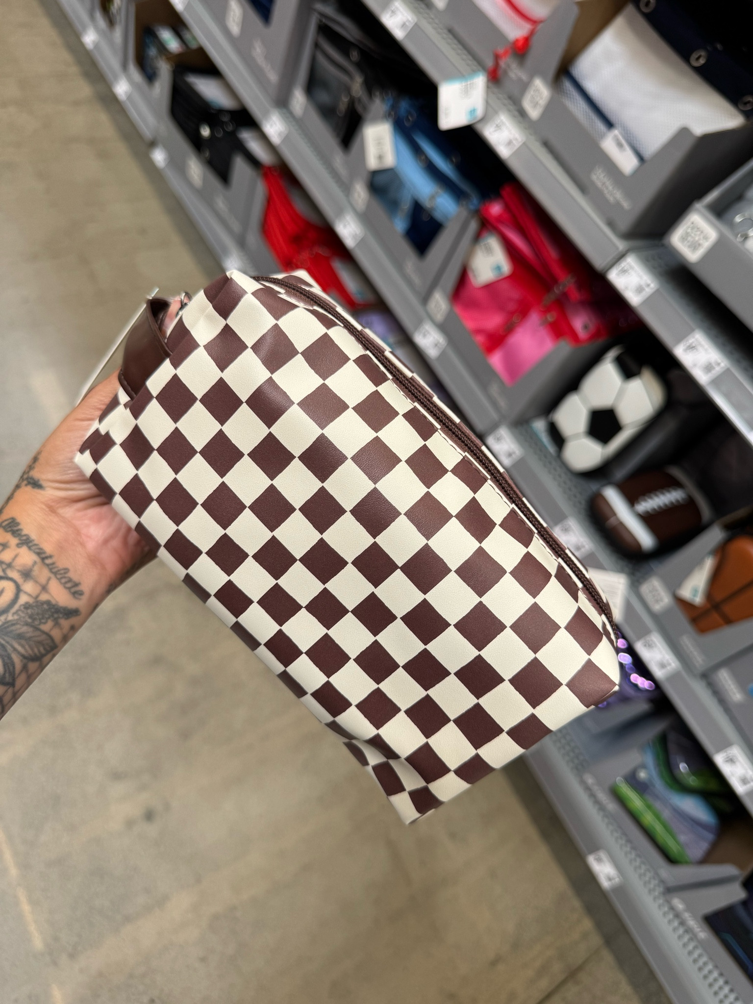 checkered >>

#LTKgrwm #LTKdayinmylife #LTKmomlife