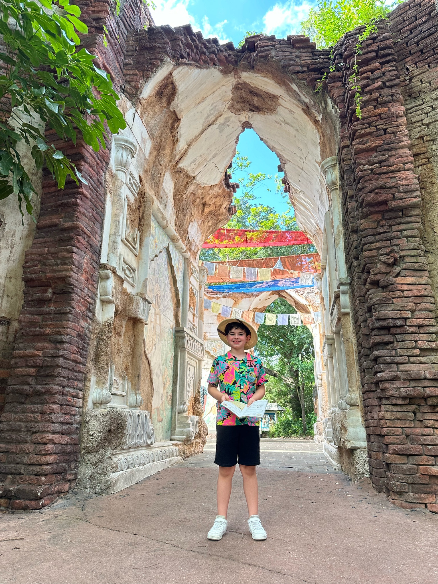 Disney Animal Kingdom Outfit 💚
Boys clothes
Tropical Shirt
Kids Vacation
Zoo or Safari Party Outfit
Safari Hat / Pith Helmett
Boys white sneakers

#LTKTravel #LTKKids #LTKFindsUnder50