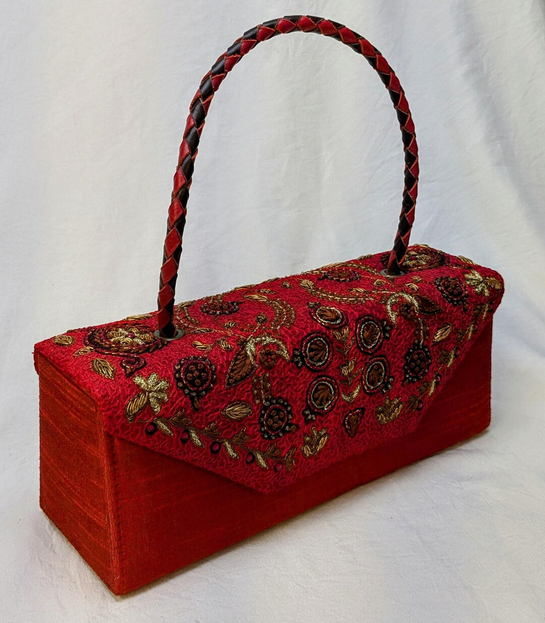 This cute deep red bejeweled evening bag was thifted just north of Toronto. Nice shape and size, ... | Etsy (US)