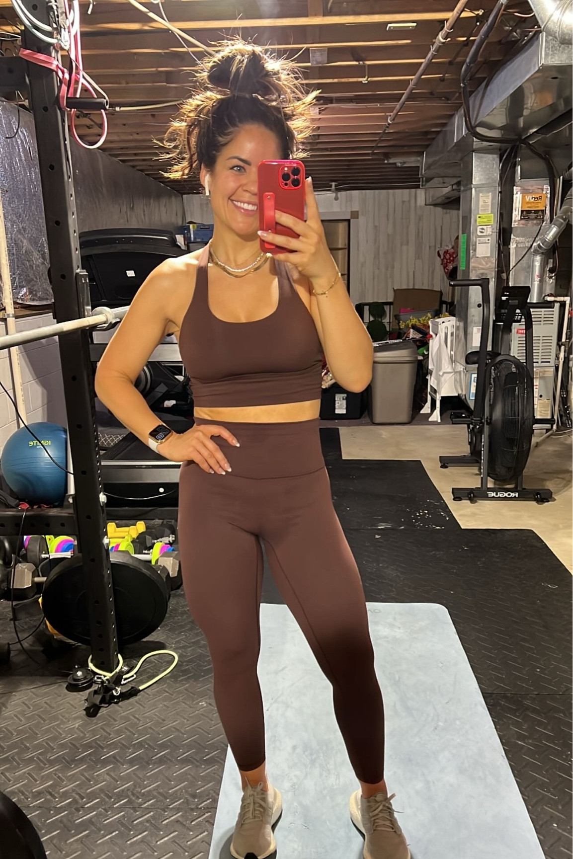 Best dupe. Medium in both ✨

#LTKGiftGuide #LTKmidsize #LTKfitness