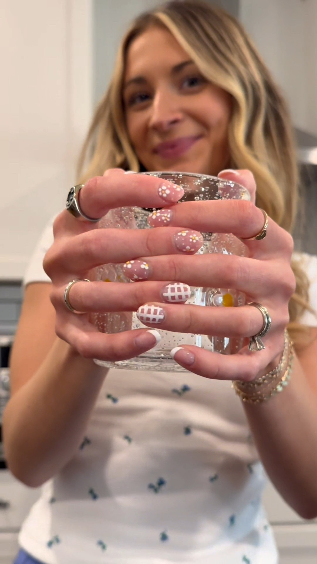 When your nails match your cup 🌼🤩💅 #springnails #nailinspo #trending #fyp #spring 

#LTKSeasonal #LTKU #LTKdayinmylife