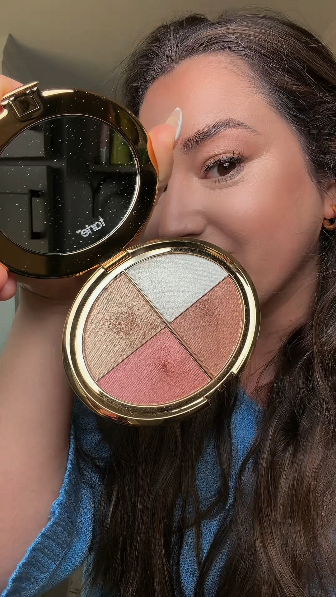 SHE’S BACK💓✨ Tarte Glow Wardrobe is a blush, contour, highlight, bronzer, && eyeshadow all in 1 palette🤩 @tarte cosmetics #glowwardrobe #facepalette #makeup #glowymakeup #fyp

#LTKSpringSale #LTKBeauty #LTKgrwm