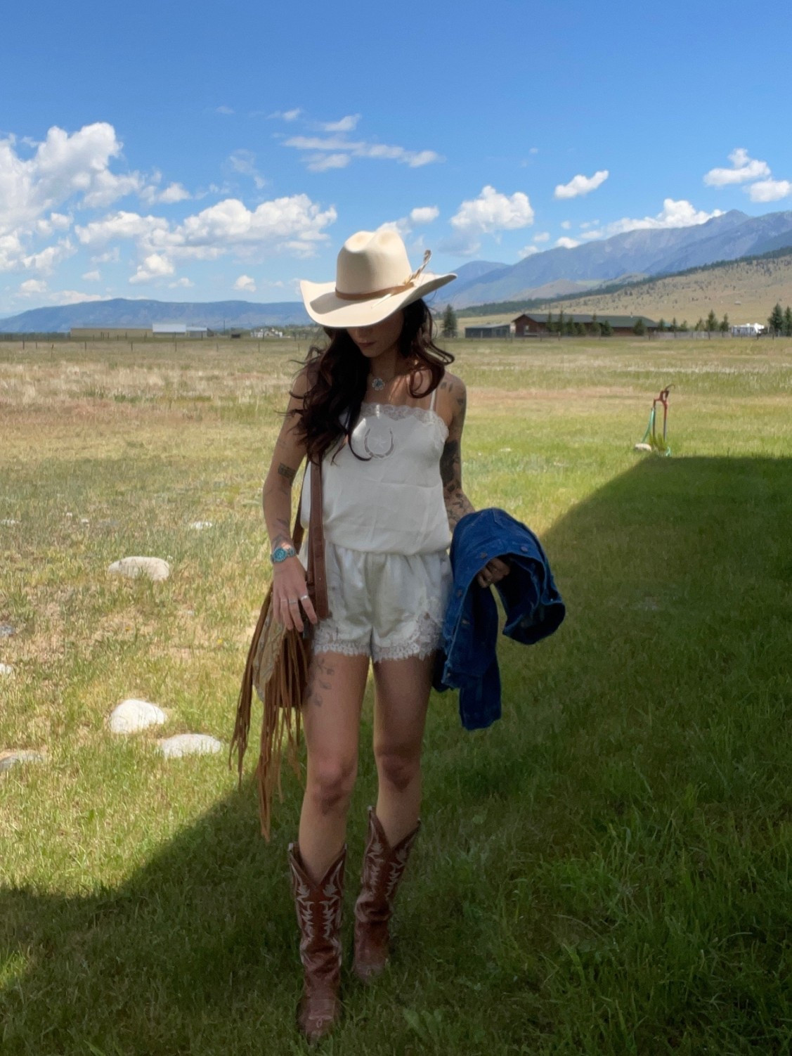 Hat: Cofer Hat Co
Top: Boot barn

#LTKgrwm #LTKdayinmylife #LTKWedding