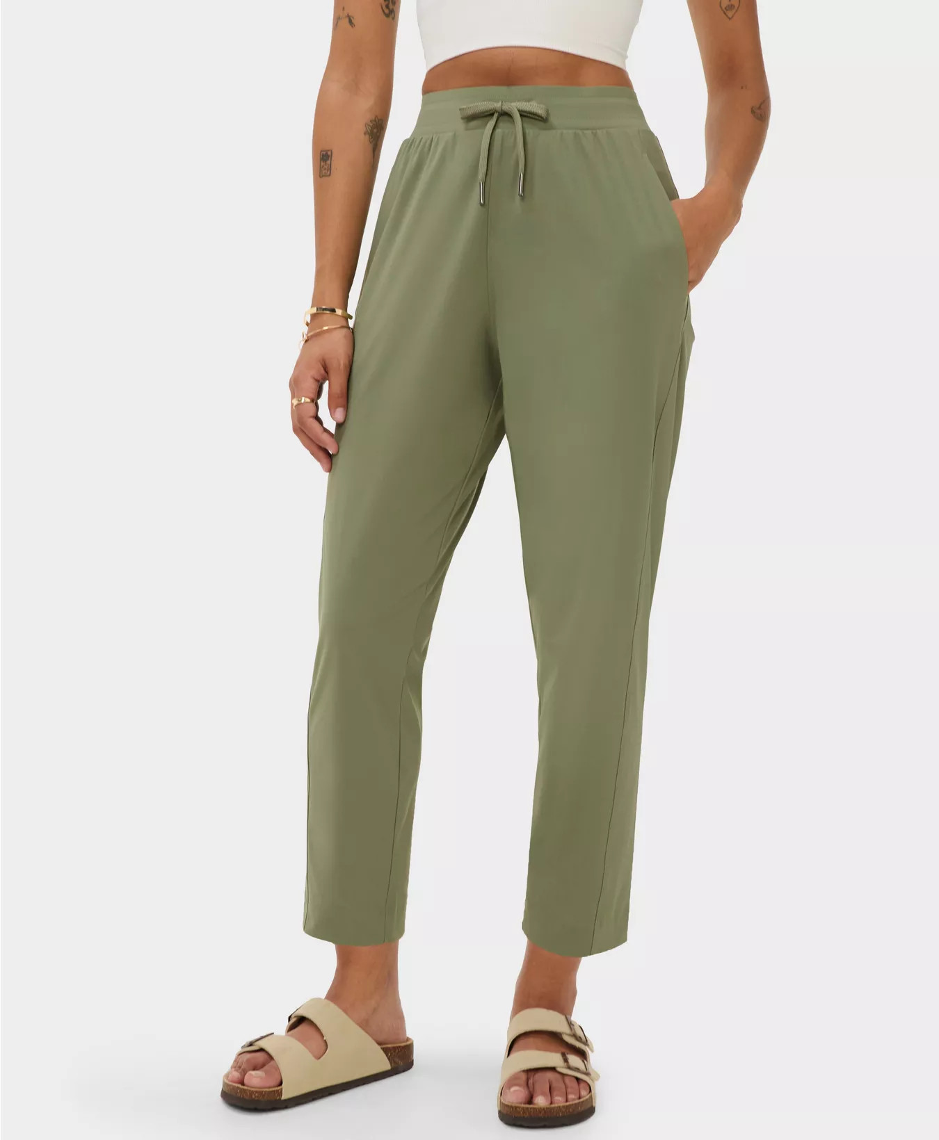 Explorer Trousers - Bracken Green | Women's Trousers & Yoga Pants | Sweaty Betty | Sweaty Betty UK