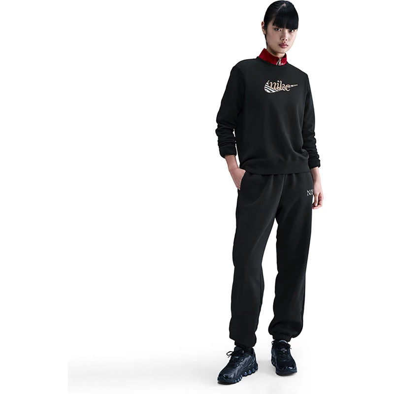 Nike Women's Sportswear Club Crew Sweatshirt | Academy Sports + Outdoors