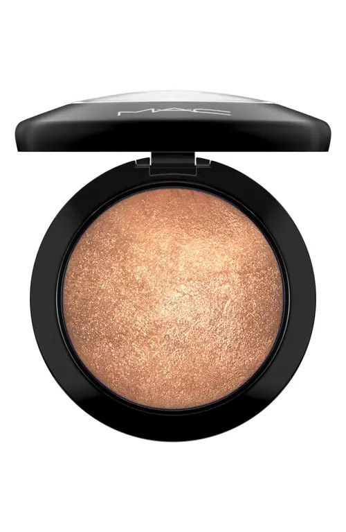 MAC Cosmetics MAC Mineralize Skinfinish Powder Highlighter in Gold Deposit at Nordstrom | Nordstrom