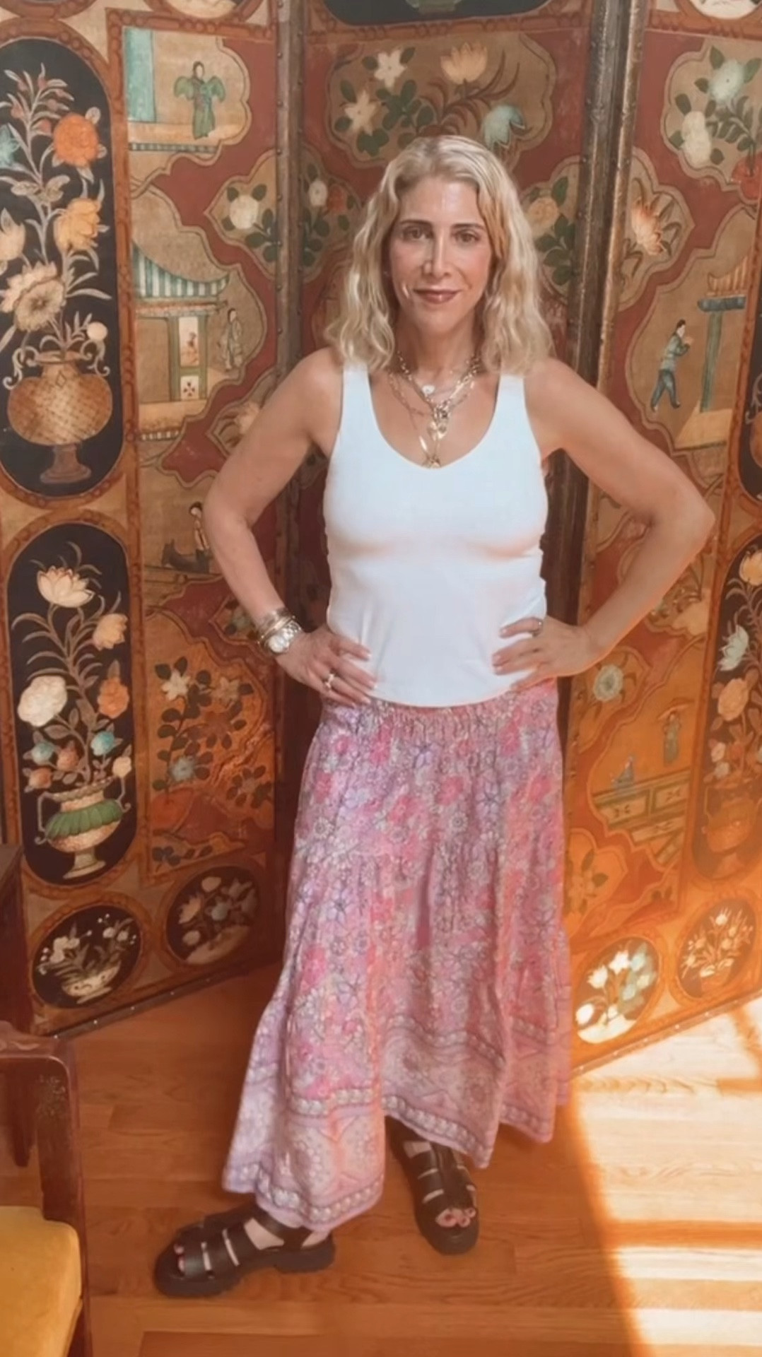 Quick! I just found out this skirt is now 20% off. I’ve been wearing it so much during this heat wave. It comes in several colors. Runs TTS. I’m wearing a small.

#LTKSummerSales #LTKFindsUnder50 #LTKStyleTip