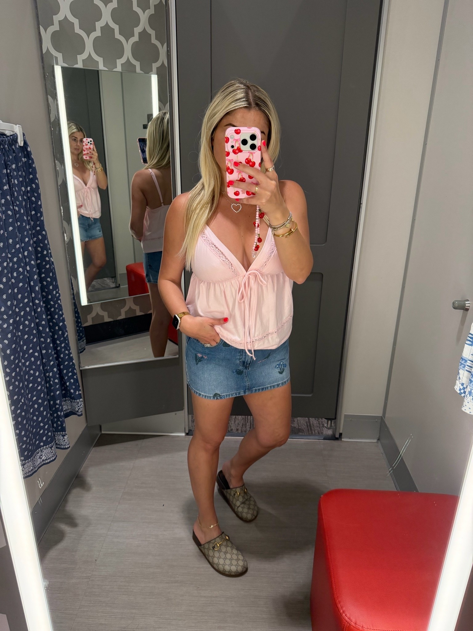Summer outfit
Xs tank
Denim skirt 4
Clogs tts

#LTKootd