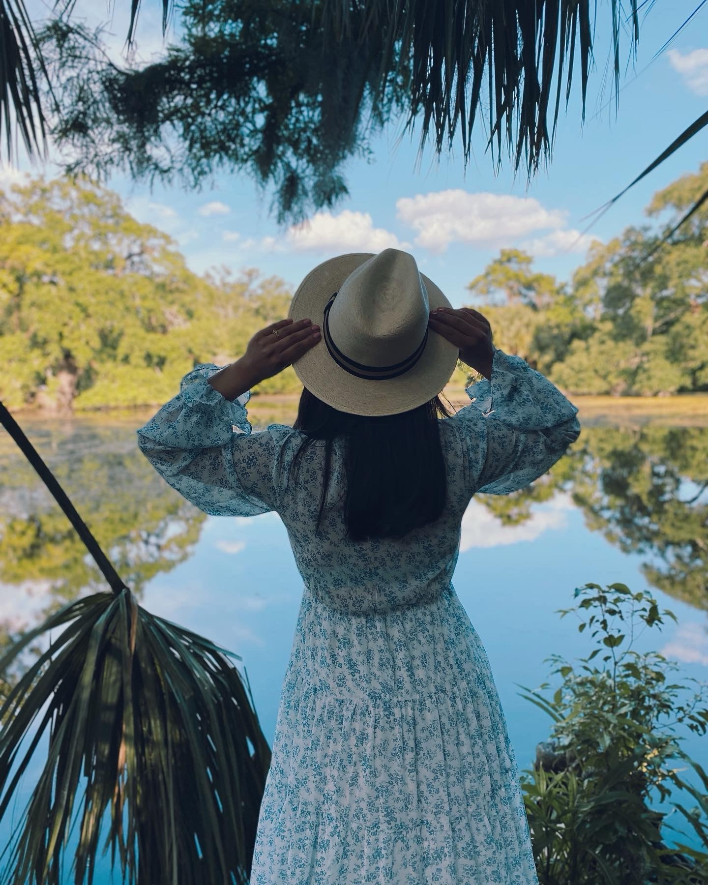 Dreaming of a soft blue 🪻
Soft romance in a blue dress 💌

#LTKSeasonal #LTKworkwear #LTKsalealert